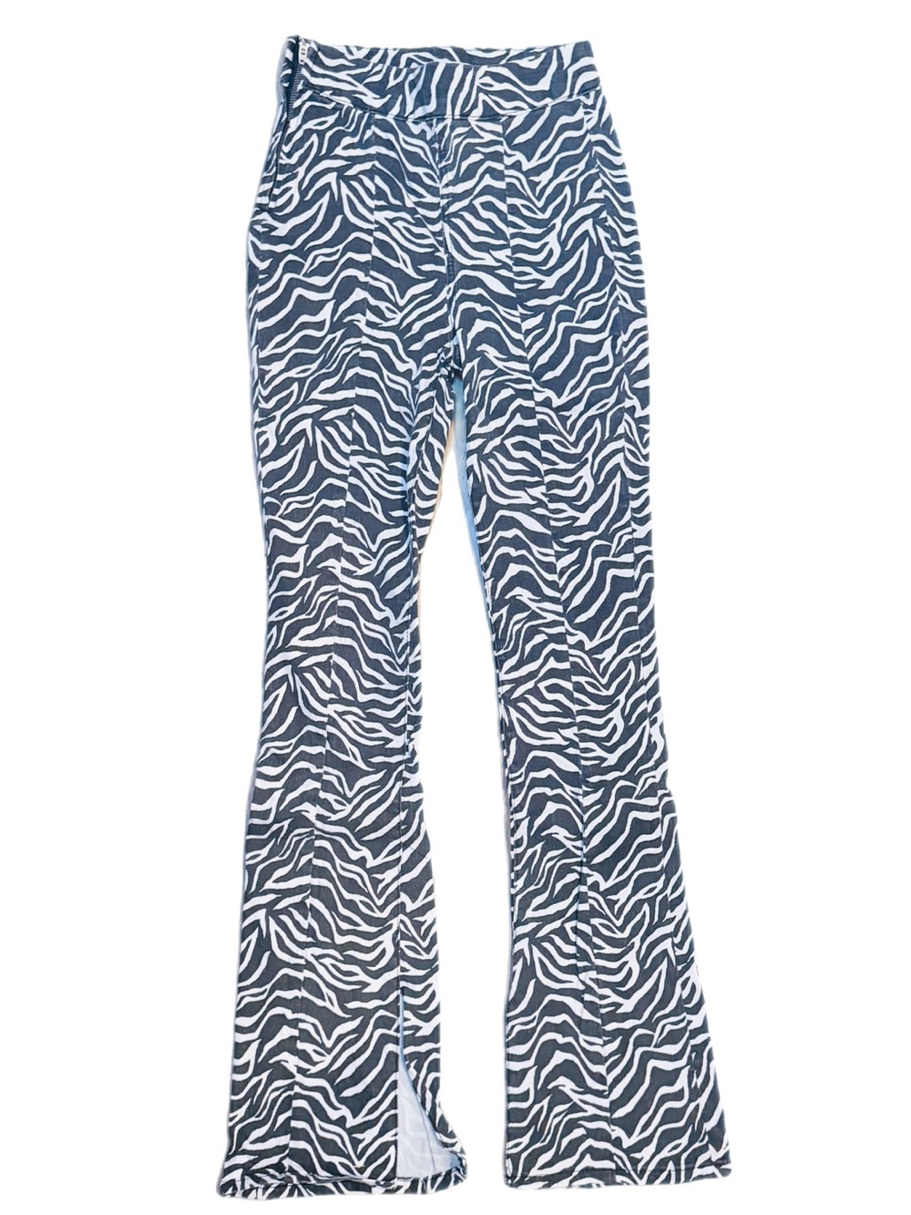 Women’s Forever 21 Black and White Zebra Print Stretch Pant Jeans Size 25 TGF